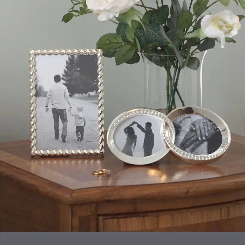 SILVER TONE DOUBLE INTERTWINED WEDDING RING PICTURE FRAME 7.5x3” PERFECT GIFT